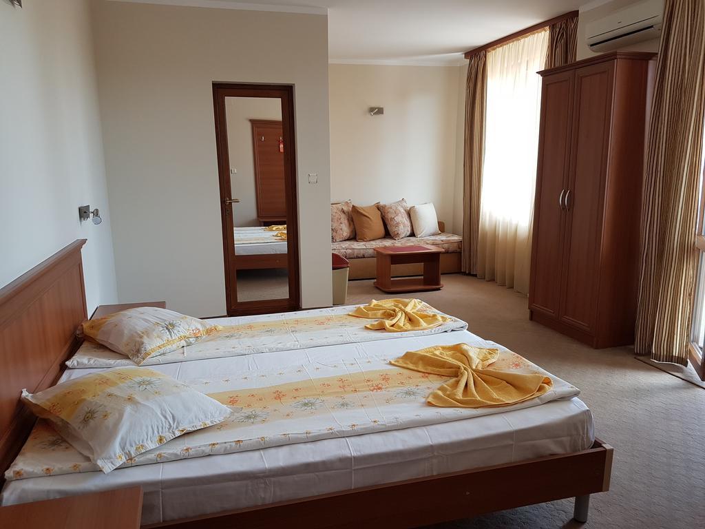 Guest House Markovi Aheloy Buitenkant foto