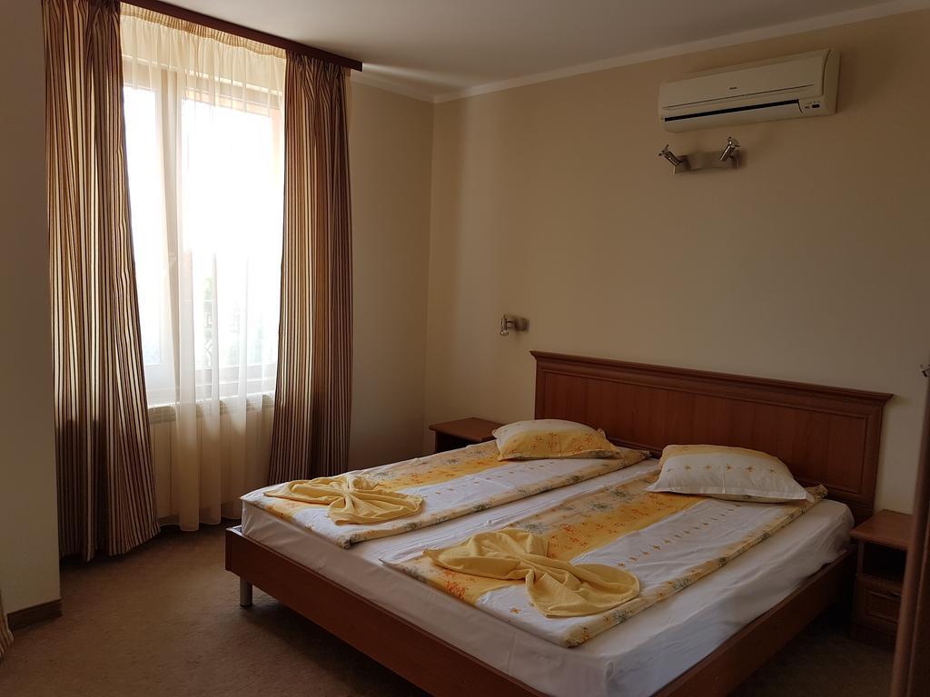Guest House Markovi Aheloy Buitenkant foto