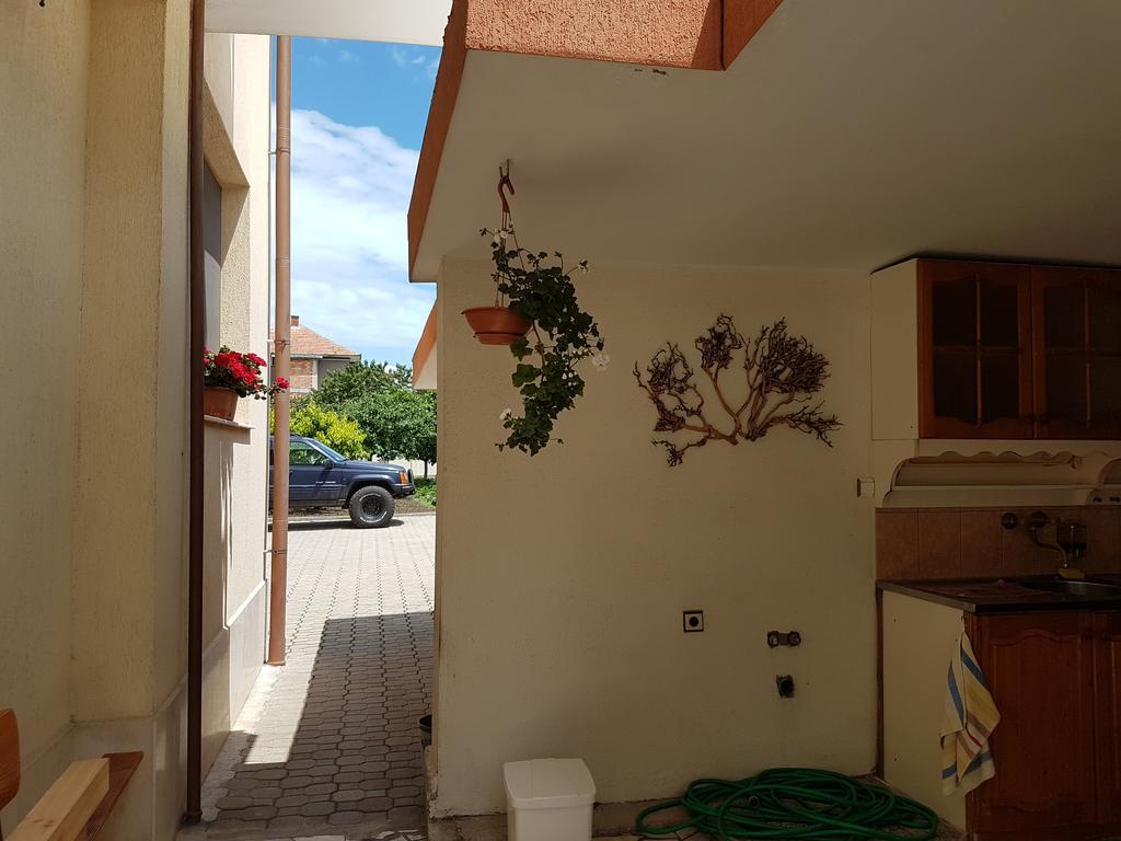 Guest House Markovi Aheloy Buitenkant foto